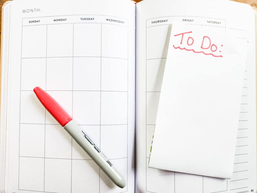 large family home management schedule